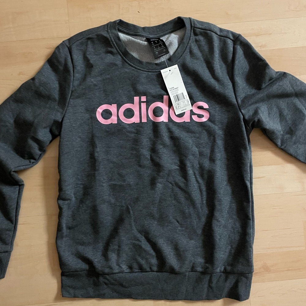 Adidas women’s grey Medium long sleeve shirt